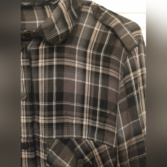 Sanctuary Plain Button up shirt - Picture 4 of 6